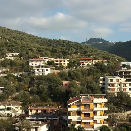 Kurti Διαμέρισμα *